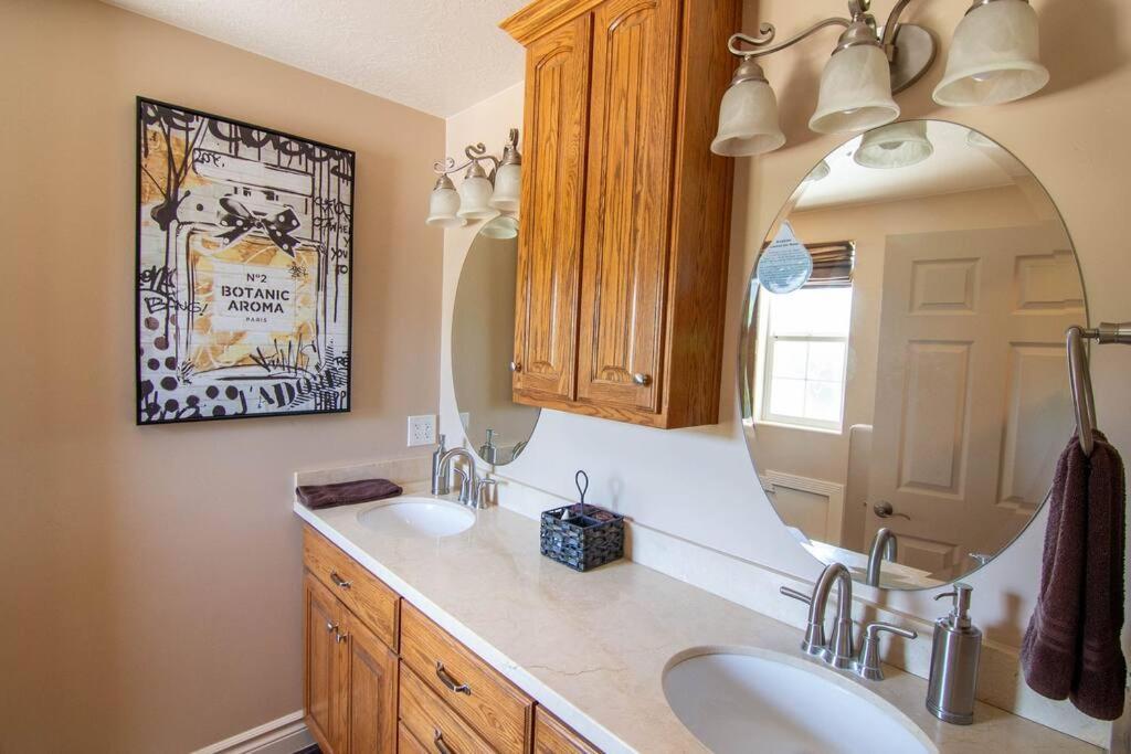 Appartement Tacit Shadow Paradise Deluxe Suite, Gym, Coffee Bar, Hot-tub, Free Laundry, Food Available Parowan
