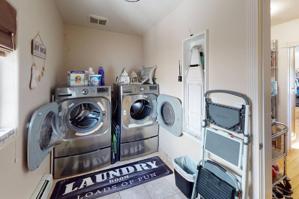 Tacit Shadow Paradise Deluxe Suite, Gym, Coffee Bar, Hot-tub, Free Laundry, Food Available