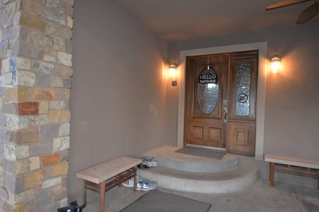 Tacit Shadow Paradise Deluxe Suite, Gym, Coffee Bar, Hot-tub, Free Laundry, Food Available Appartement